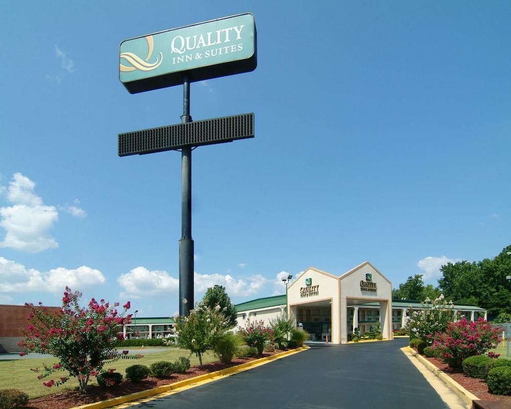 Quality Inn And Suites Macon Exteriér fotografie
