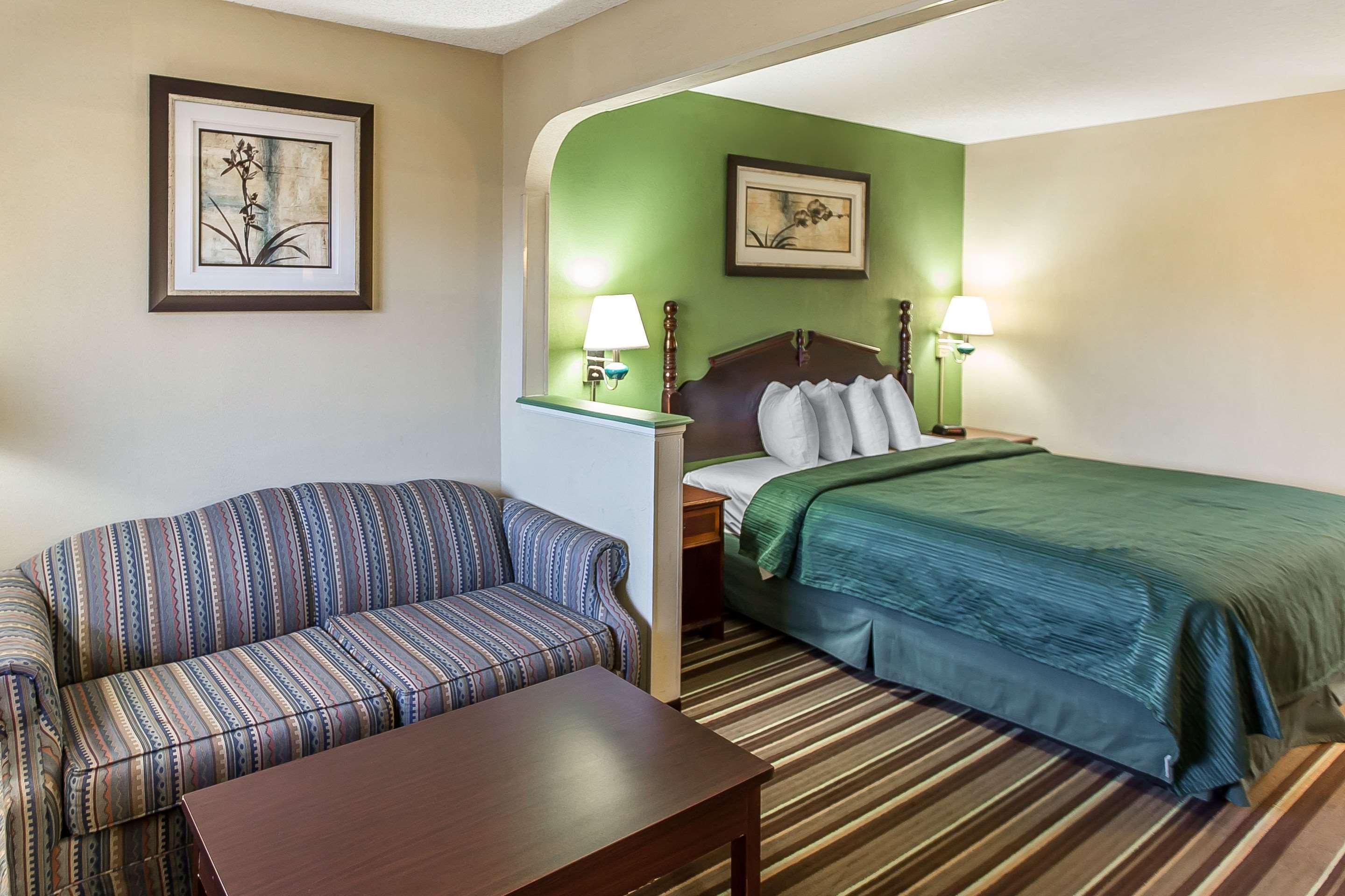 Quality Inn And Suites Macon Exteriér fotografie
