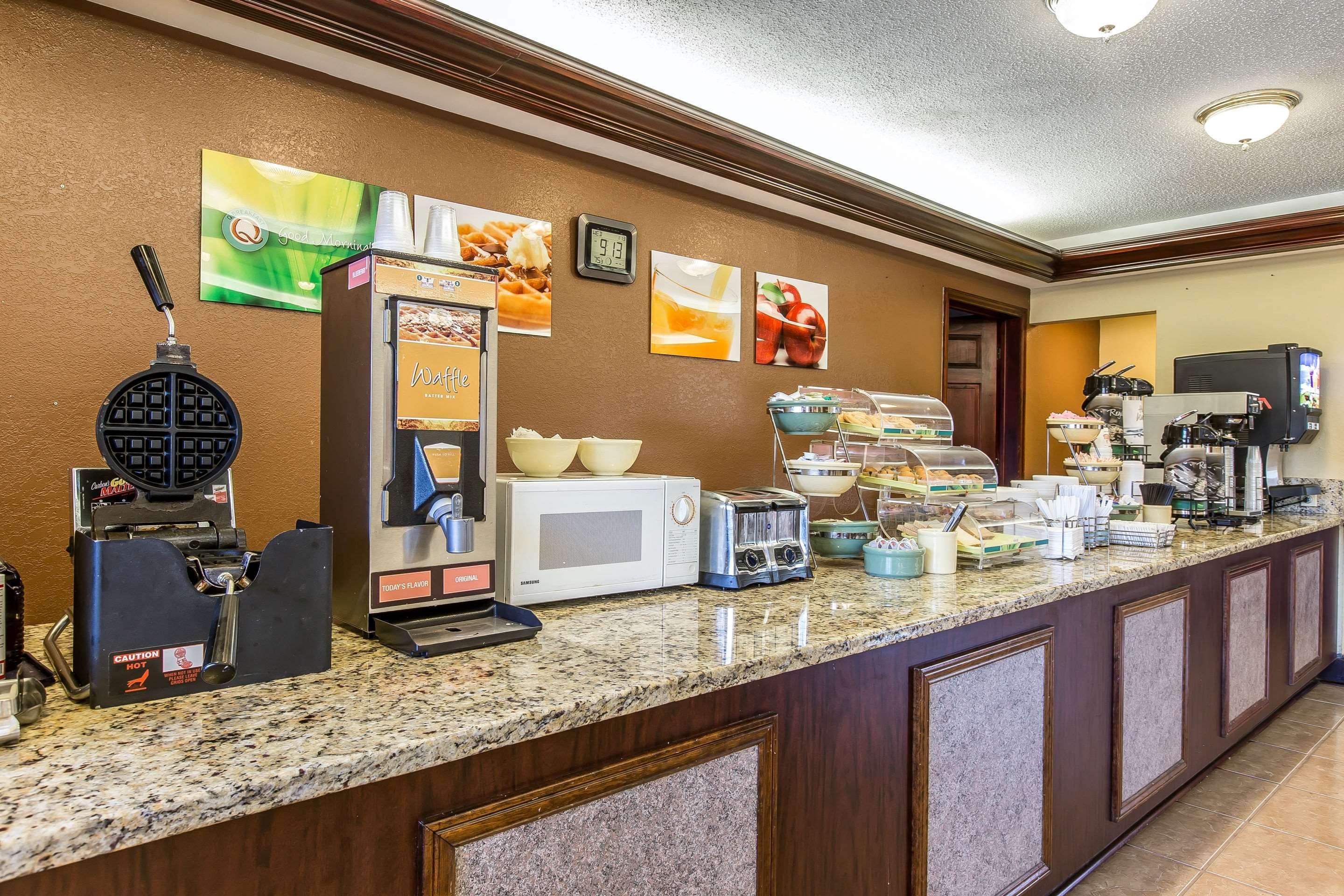Quality Inn And Suites Macon Exteriér fotografie