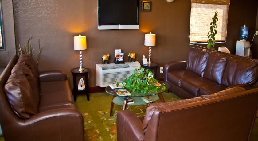 Quality Inn And Suites Macon Exteriér fotografie